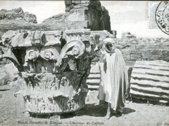 Ruines-Romaines-de-Timgad-Chapiteau-du-Capitole