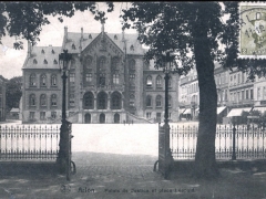 Arlon Palais de Justice et place Leopold