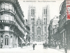 Bruxelles Rue et Eglise Sainte Gudule