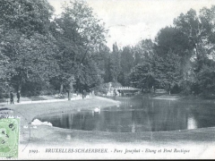 Bruxelles Schaerbeek Parc Josaphat Etang et Pont Rustique
