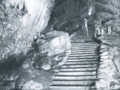 Grotte de Han L'Entree de la Salle du Dome