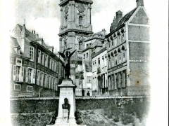 Mons Monument Dolez et le Beffroi