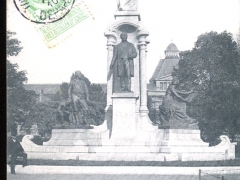 Tournai Monument Bara