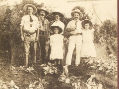 Katanga Fermier et sa Famille