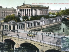 Berlin Nationalgalerie mit Friedrichsbrücke