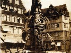 Frankfurt Main Gerechtigkeitsbrunnen am Römerberg