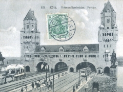 Köln Hohenzollernbrücke Portale