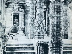 Interior of Dilwara Temple showing the Deity and the big Drum