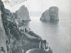 Capri I faraglioni dalla Via Krupp