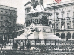 Milano Monumento a V Emanuele II