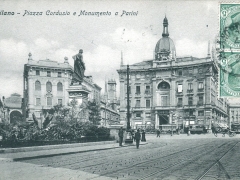 Milano Piazza Cordusio e Monumento a Parini