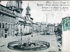 Roma Piazza Navona decorata da tre Fontane e la Chiesa S Agnese