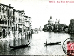 Venezia Canal Grande dall'Accademia