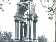 Montreal Dominion square and the Macdonald Monument