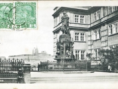 Praha Pomnik Karla IV