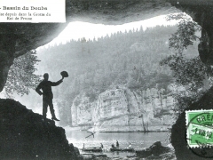 Bassin du Doubs Vue prise depuis dans la Grotte du Roi de Prusse