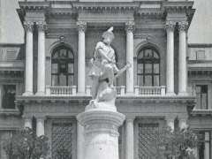 Lausanne Tribunal Federal et Monument de Guillaume Tell