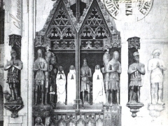 Neuchatel Interieur de la Cathedrale Statues des Comtes de Neuchatel