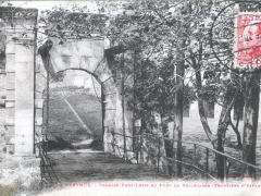 Le Perthus Premier Pont Levis du Fort de Bellegarde