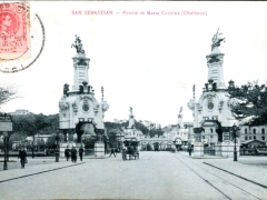 San Sebastian Puente de Maria Cristina Obeliscos