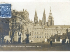 Prazsky hrad sidlo p presidenta a arcibiskupsky palac