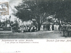 Festgottesdienst der weissen Ansiedler in den Anlagen des Kriegerdenkmals in Windhoek