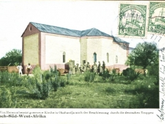 von Hereros besetzte Kirche in Okahandja
