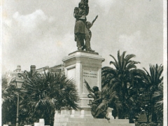Lisboa Estatua Marques de Sa da Bandeira