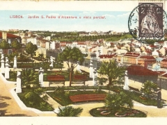 Lisboa Jardim S Pedro d'Alcantara e vista parcial