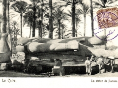 Le Caire La statue de Ramses