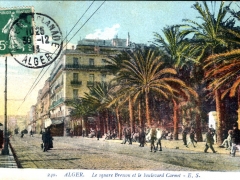 Alger Le square Bresson et le boulevard Carnot