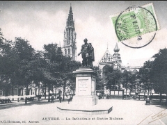 Anvers La Cathedrale et Statue Rubens