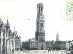 Bruges Le Beffroi et le Palais du Gouverneur
