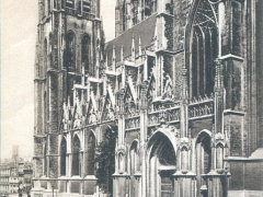 Bruxelles Eglise Ste Gudule de cote
