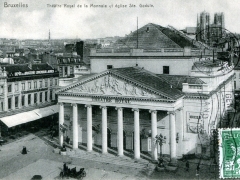 Bruxelles Theatre Royal de la Monnaie et eglise Ste Gudule