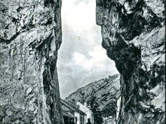 Dinant La Breche du Rocher Bayard