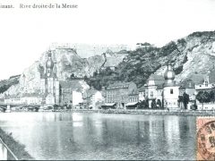 Dinant Rive droite de la Meuse