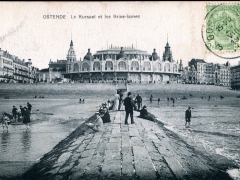 Ostende Le Kursaal et les Brise lames
