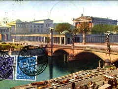 Berlin Blick auf die Friedrichsbrücke und Nationalgalerie
