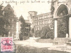 Heidelberg der Schlosshof