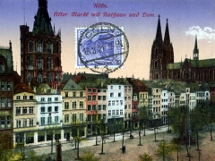 Köln Alter Markt mit Rathaus und Dom