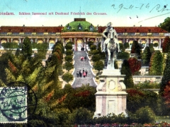 Potsdam Schloss Sanssouci mit Denkmal Friedrich des Grossen
