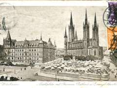 Wiesbaden Marktplatz mit Brunnen Rathaus u evangel Hauptkirche