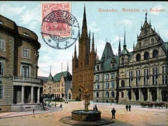 Wiesbaden Marktplatz mit Brunnen
