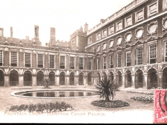 Hampton Court Palace Fountain Court