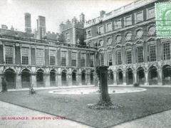 Hampton Court The Quadrancle