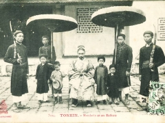 Tonkin Mandarin et ses Enfants