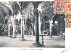 Carrara Duomo interno