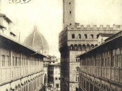 Firenze Il Portico degli Uffizi e Palazzo Vecchia