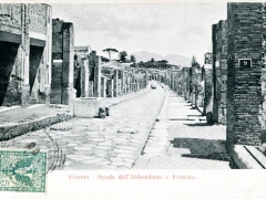 Pompei Strada dell'Abbondanza e Fontana